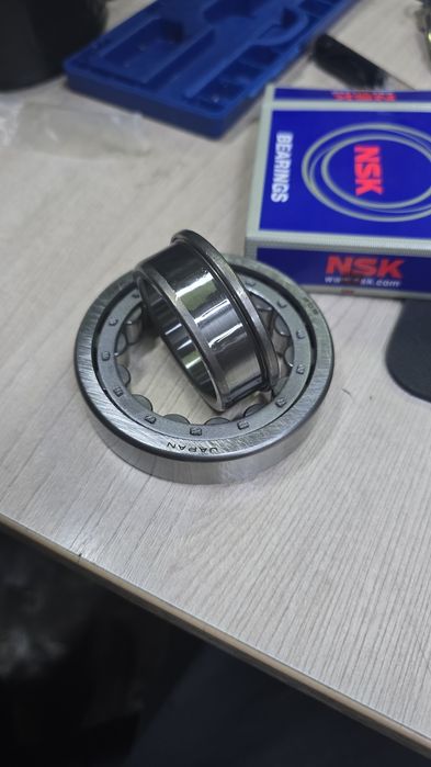 Подшипники и сальники