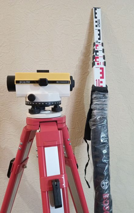 Продам нивелир south NL32B комплект новый строит ноль уровень leica