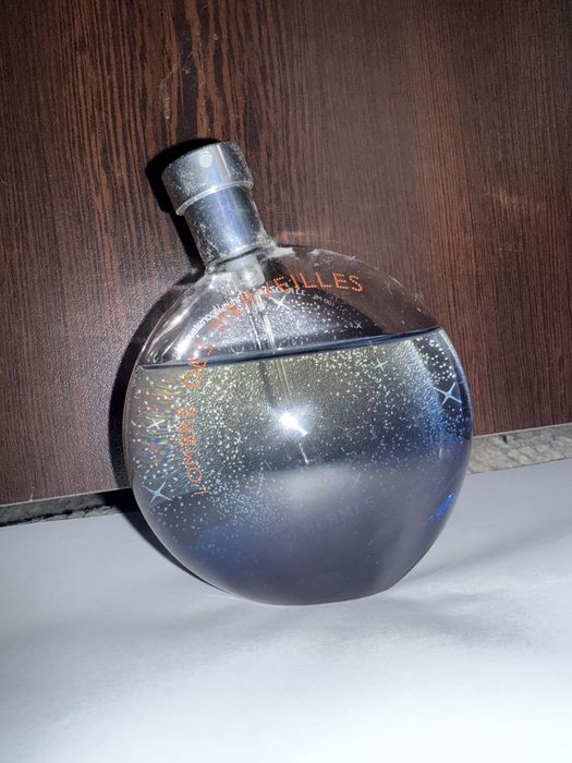 Hermès L'Ombre des Merveilles Eau de Parfum.