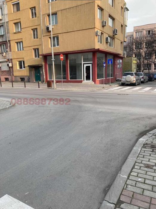 Дава се под наем Магазин в Варна, Център - 125 кв.м за 1122 € - Снимка #1