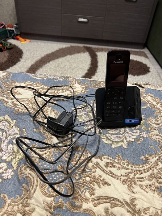 Продам радиотелефон PANASONIC модель KX-TGHAZORU