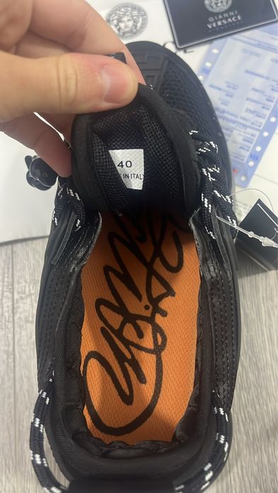 Versace Chain Reaction