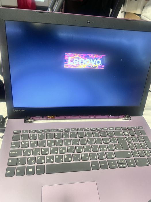 Лаптоп Lenovo ideapad320