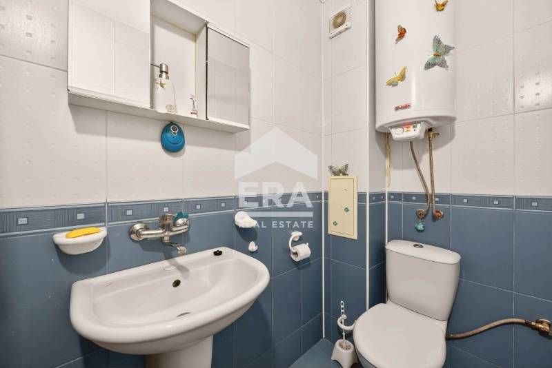 Продава се Двустаен апартамент в Варна, Цветен квартал - 37 кв.м за 2430 €/кв.м - Снимка #11