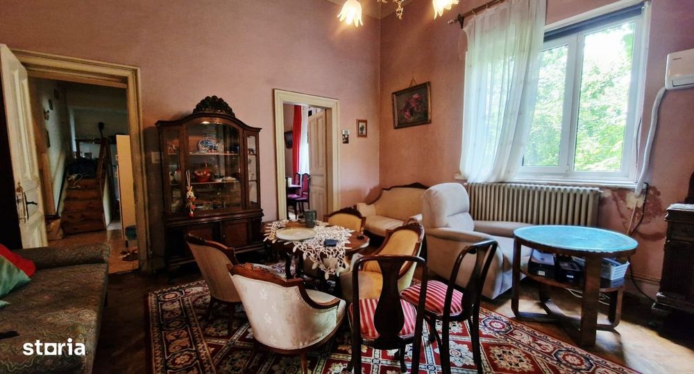Eleganta interbelica pe Strada Mircea Vulcanescu – 5 camere in vila+