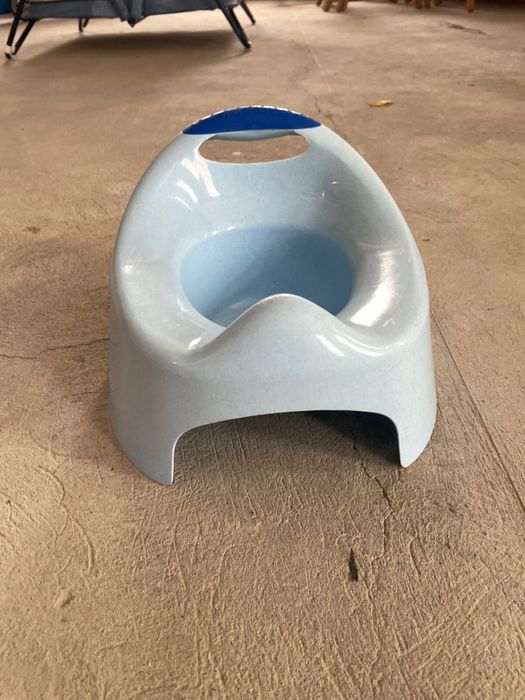 Горшок детский голубой