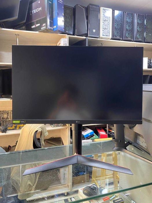 LG 27" 144hz Flat UltraGear ! Yaxshi holatda!