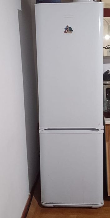 Холодильник  техника