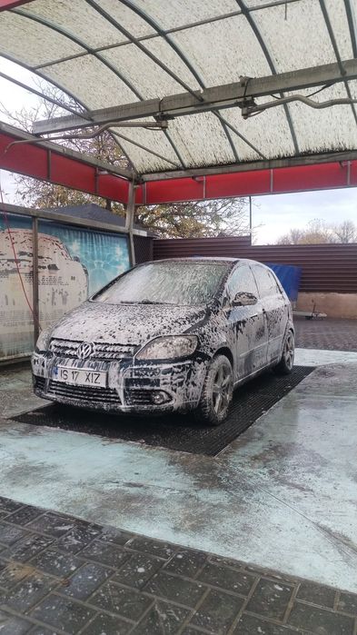 De vânzare  golf 5 plus