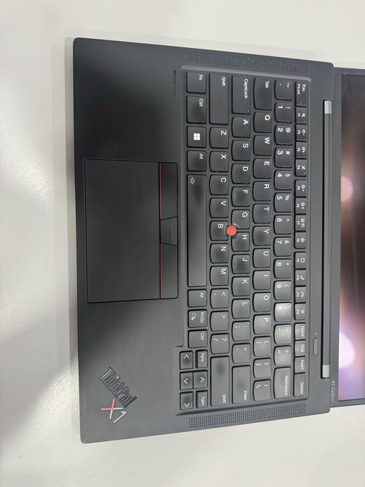 Lenovo x1 carbon