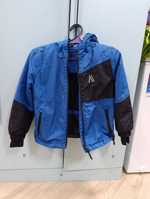 Продам  ветровку