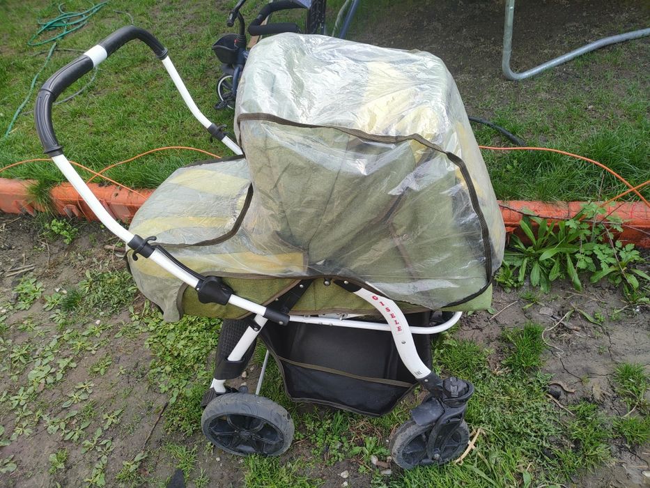 Продам коляску (лето,зима)
