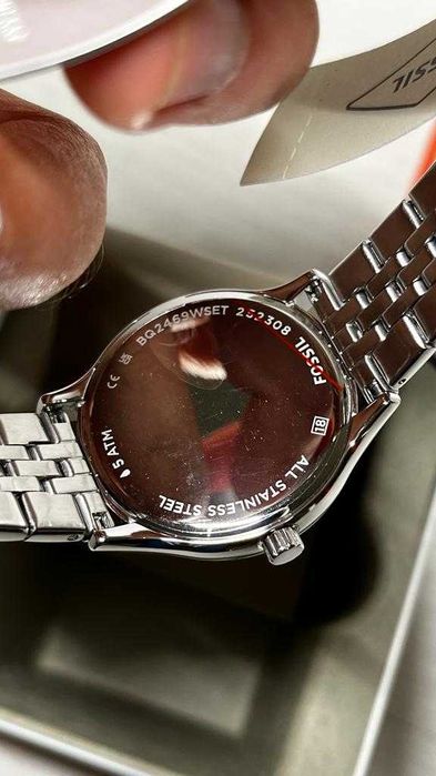 Чисто НОВ комплект Fossil 100% оригинален дамски мъжки часовник кутия