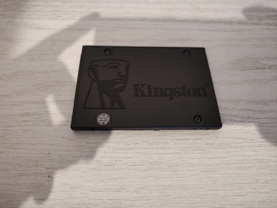 SSD 960 GB Kingston 100% sănătate ca nou