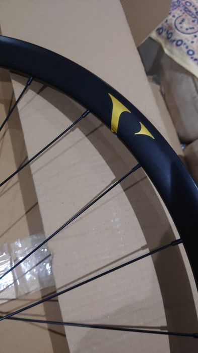 700c free hub Specialized Sirus X carbon