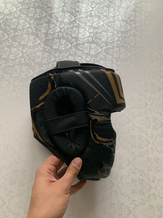 Шлем для единоборств