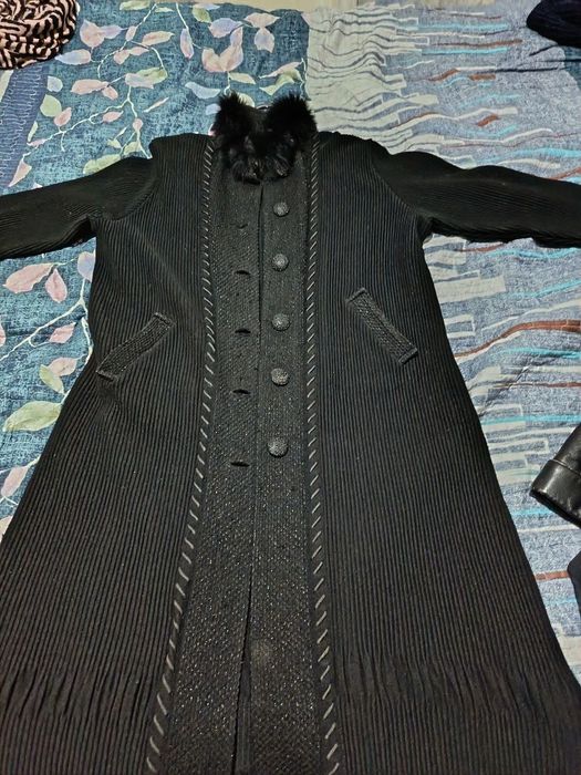 Kojiniy plash sotiladi naturalniy