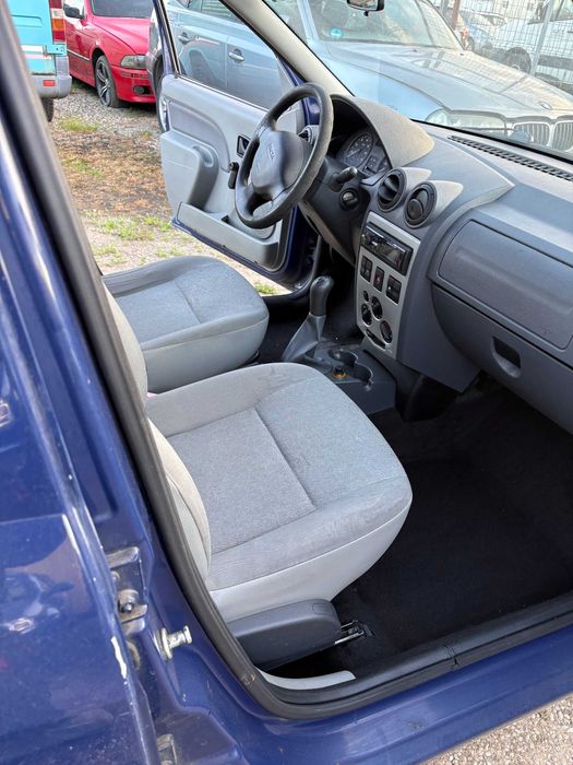 Dacia Logan MCV .7 locuri . Klima