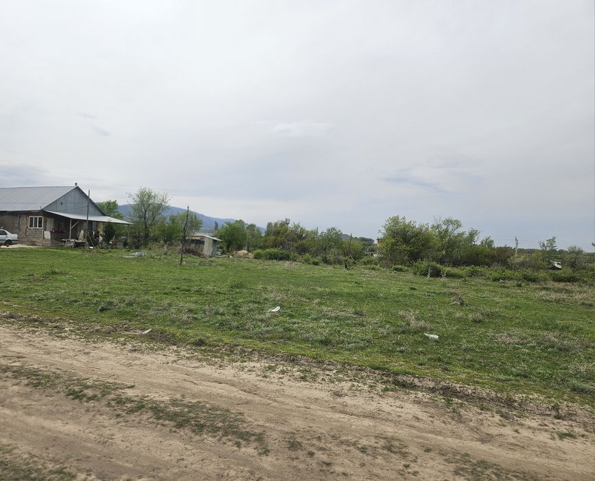 Продаётся участок п.Долан!