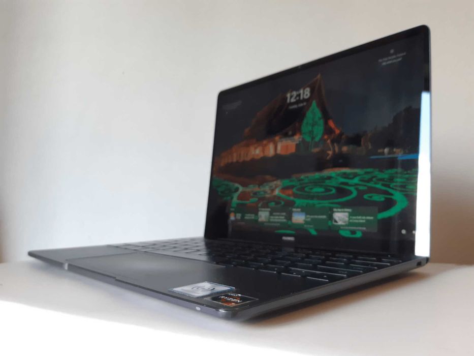 Huawei MateBook 13 2020, Ryzen 7 3700U