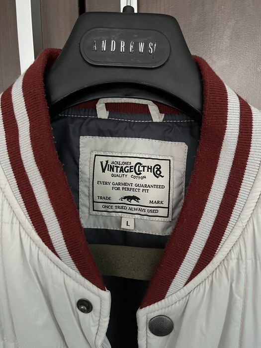 Яке бомбър Jack and Jones bomber