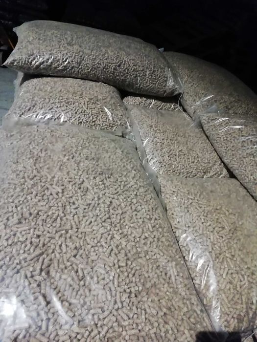 Слънчогледови пелети собствено производство