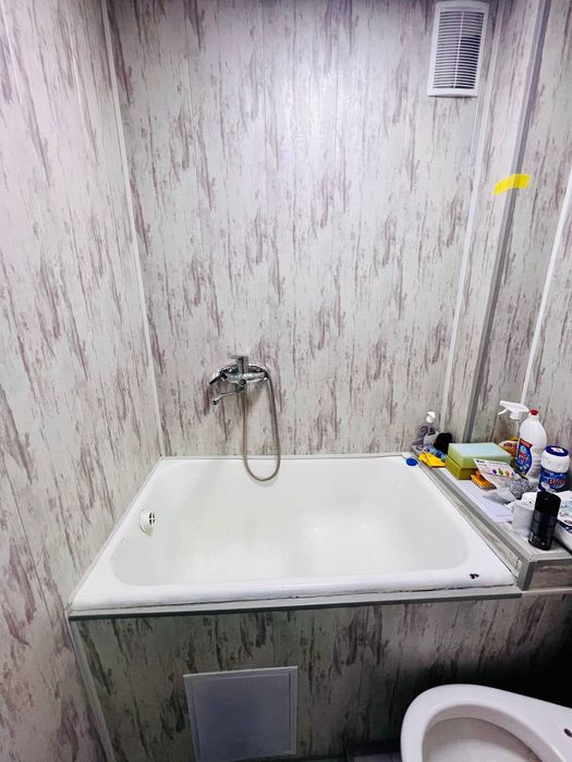 Zudlik bilan Al Xorazmiy kuchada 1 xonali kvartira sotiladi