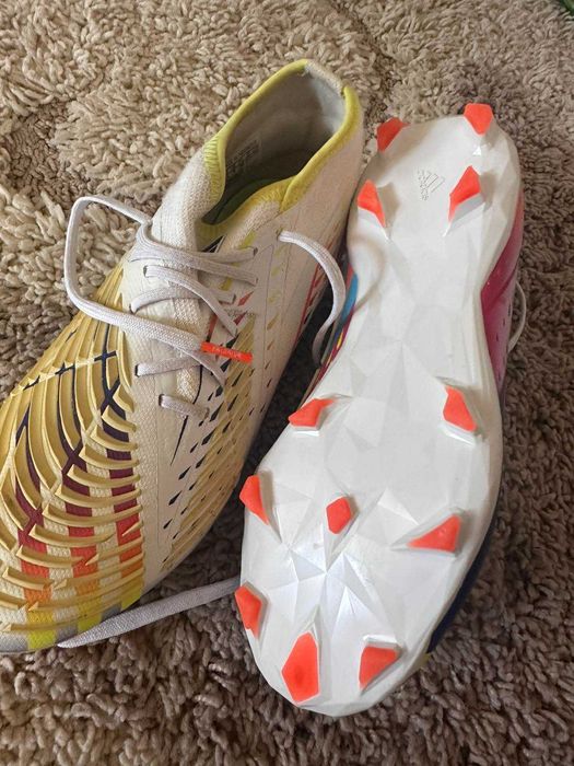 Футболни обувки Adidas Predator 38EU