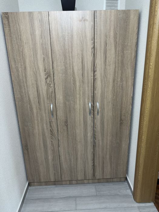 Гардероб - отлично състояние