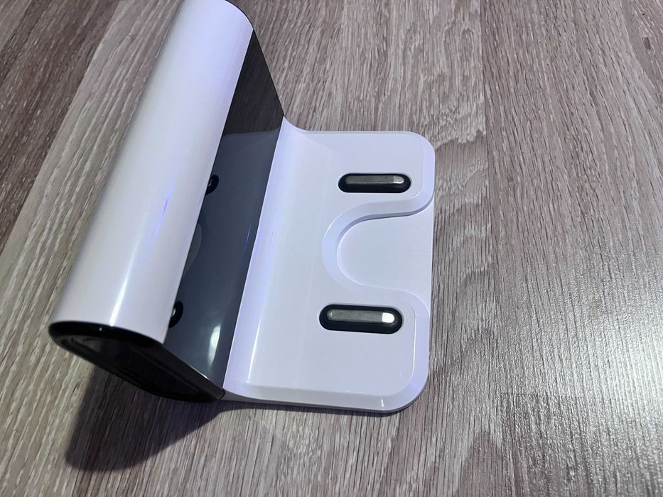 Евтина прахосмукачка-робот Midea M3L | Неизползвана