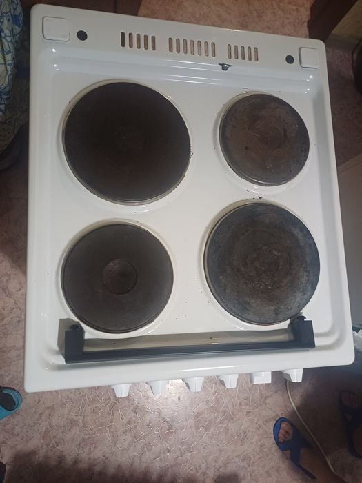 Продам Газ плиту