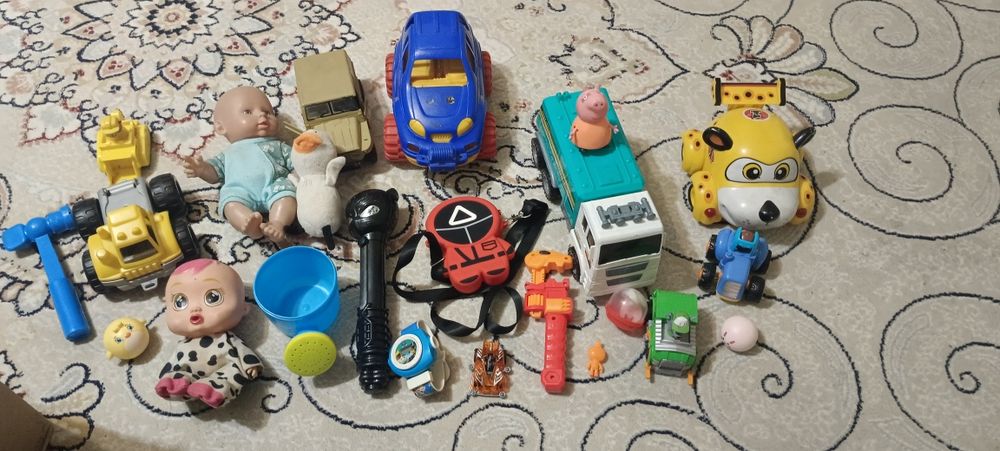 Продам детские игрушки цены разные