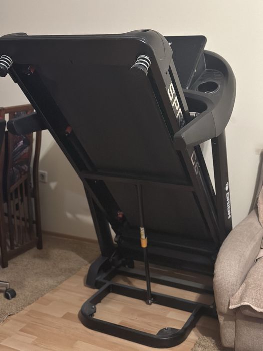 Бягаща пътека Orion Sprint C6