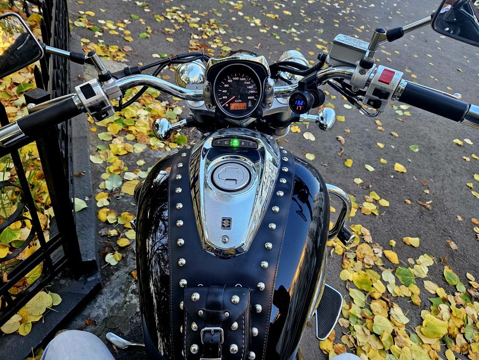 Suzuki Intruder M800 proprietar
