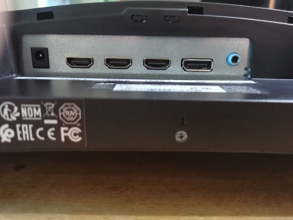 Монитор Acer EI272UR