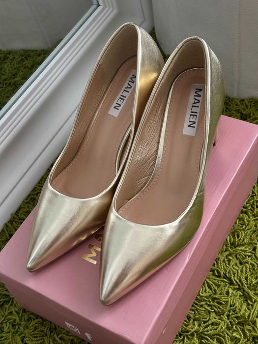 Дамски сандали и токчета