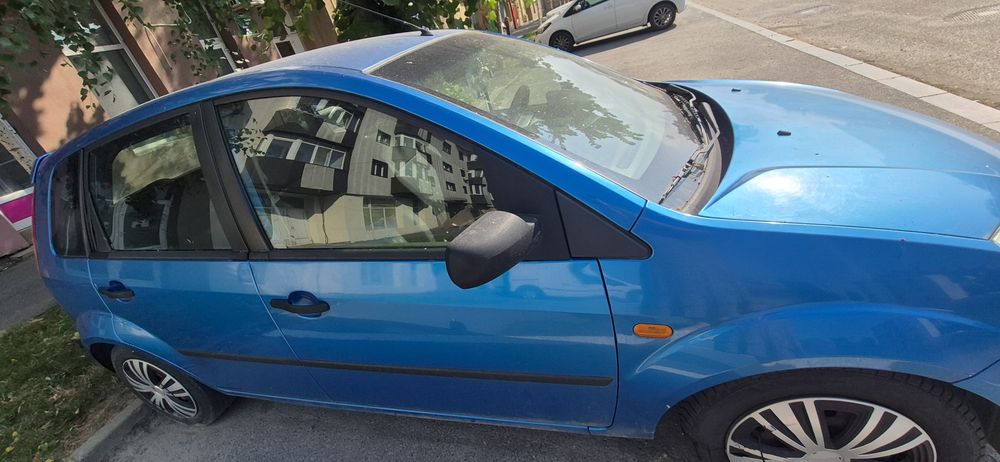 Ford Fiesta 4 mii de lei  negociabil