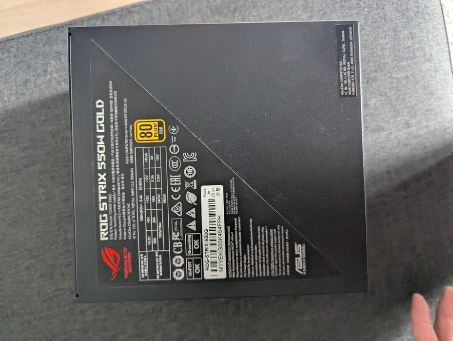 Блок питания asus rog strix 550w