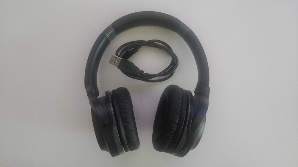Продавам bluetooth слушалки Audio Technica ATH S200BT