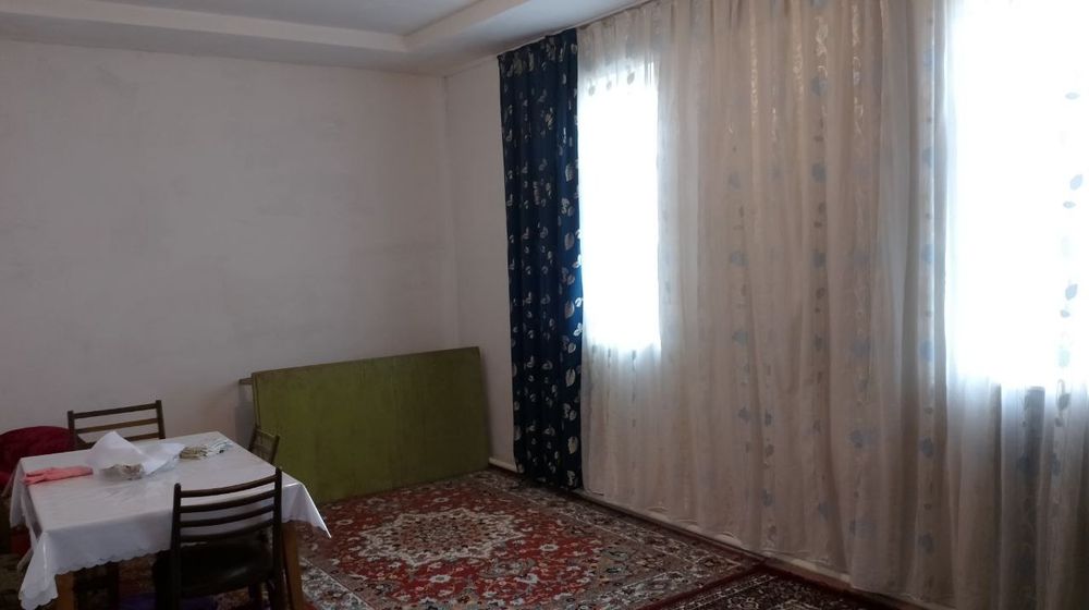 Nazarbeda uy sotiladi