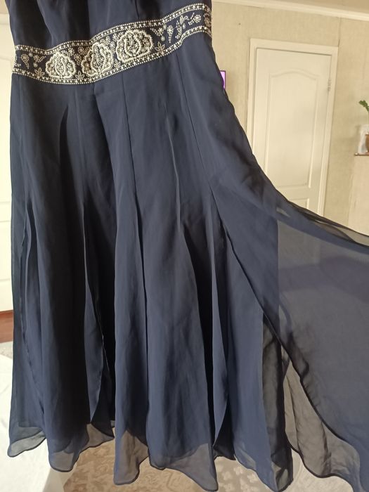 Вечернее платье продам