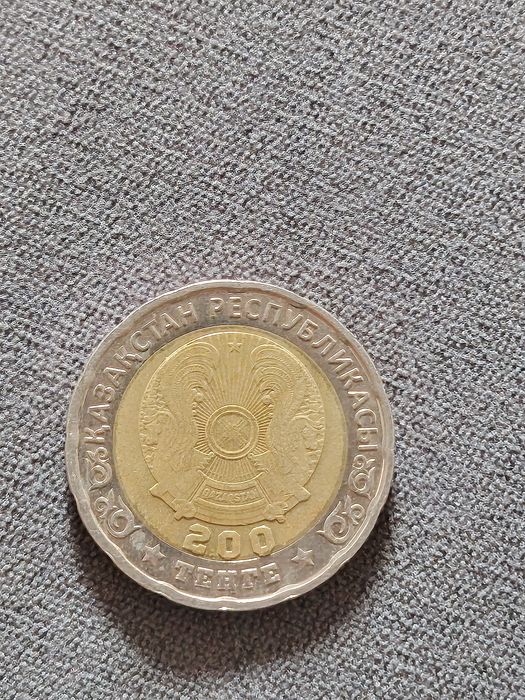 Продам 200 тенге