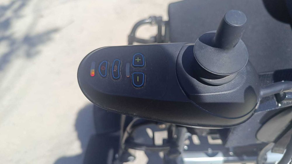 Коляска инвалидная электрическая