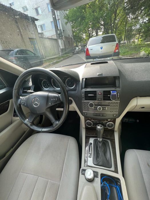 MERCEDES-BENZ C-Class 2009 — imagine 3