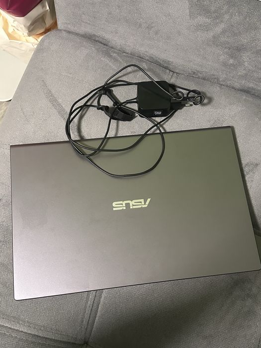 ноутбук ASUS VivoBook 15 срочно
