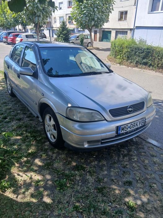 Ofer spre vânzare Opel Astra
