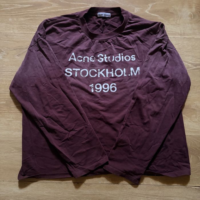 лонгслив Acne Studios и футболка ERD