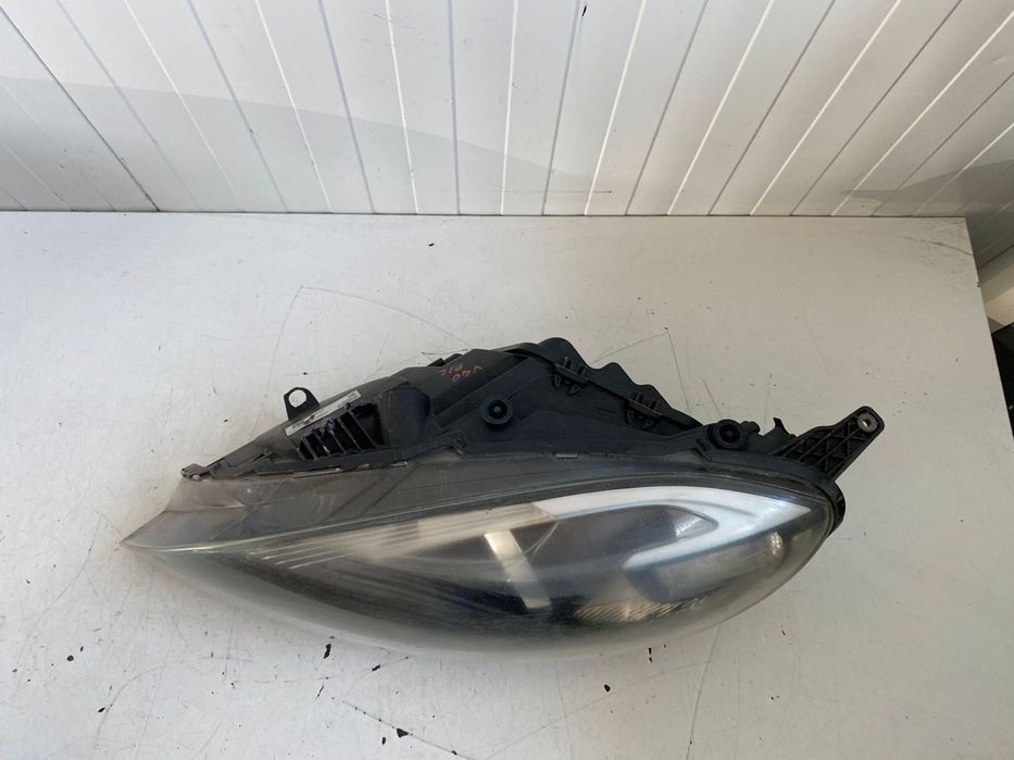 Far stanga xenon RHD Volvo V40 31420009