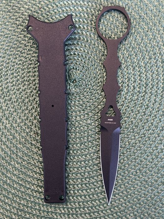 Нож SOG SEAL XR, Benchmade SOCP и Adamas Mini Magnacut