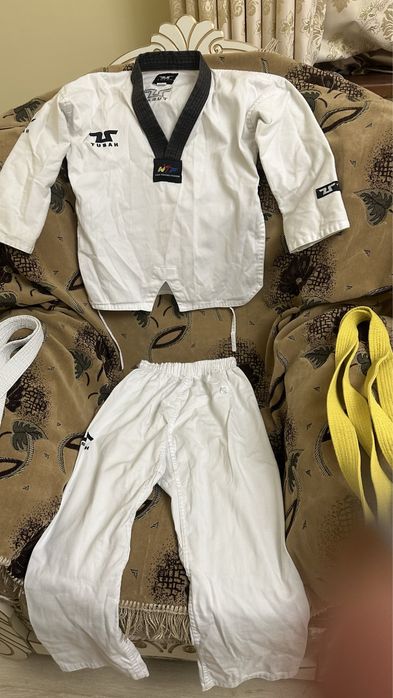 Одежда для тхэквондо